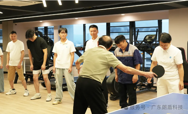 纪实：一场乒乓球教学，连接起朗盾人与运动的美好时光